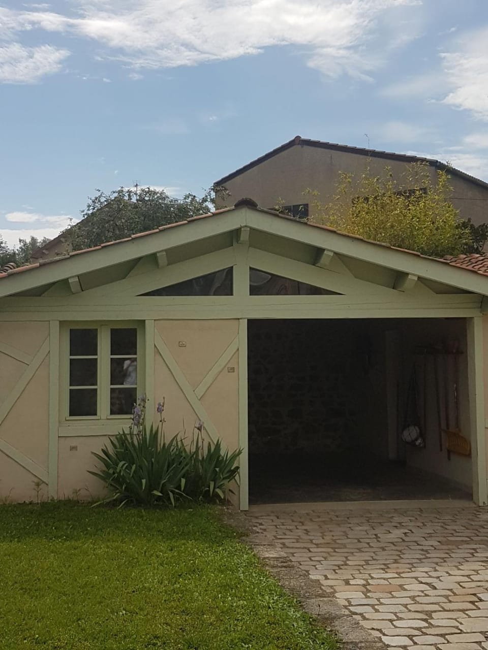 Bienvenue Au détour de l'Arzon, Craponne, 3 ch, jardin, parking House in Auvergne-Rhône-Alpes
