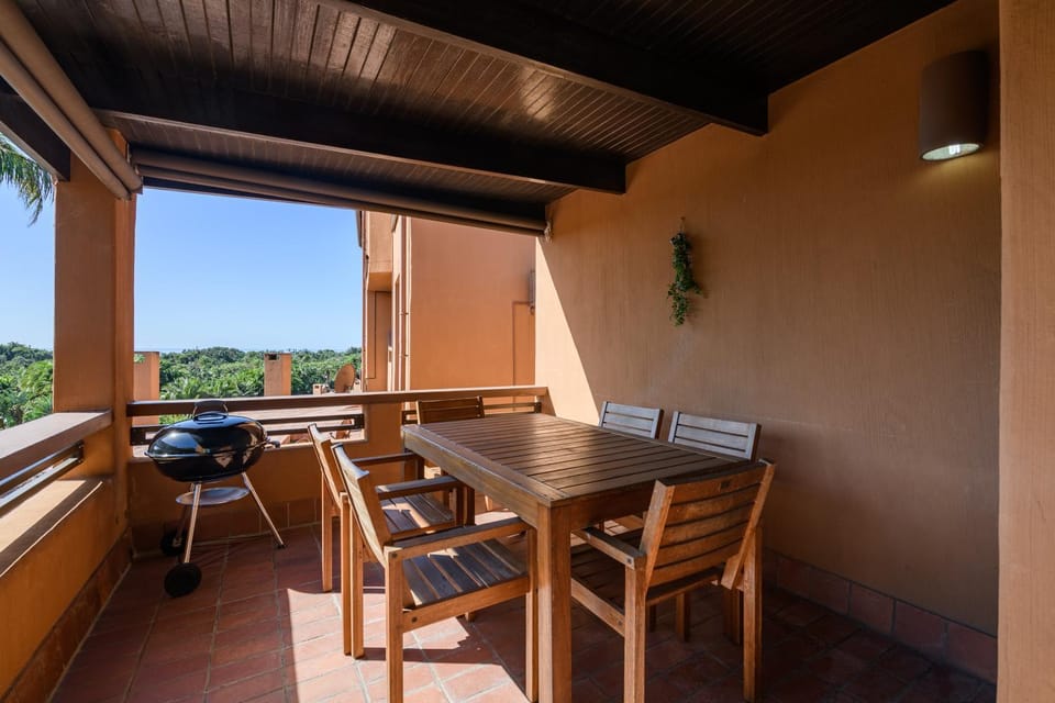 BBQ facilities, Balcony/Terrace, Seating area