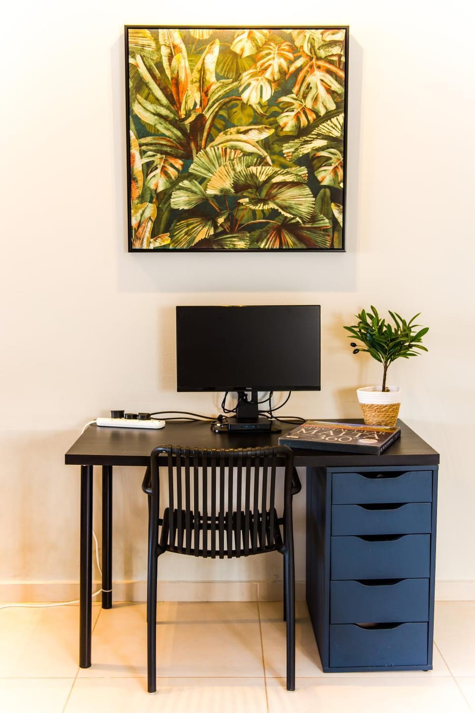 TV and multimedia, Business facilities