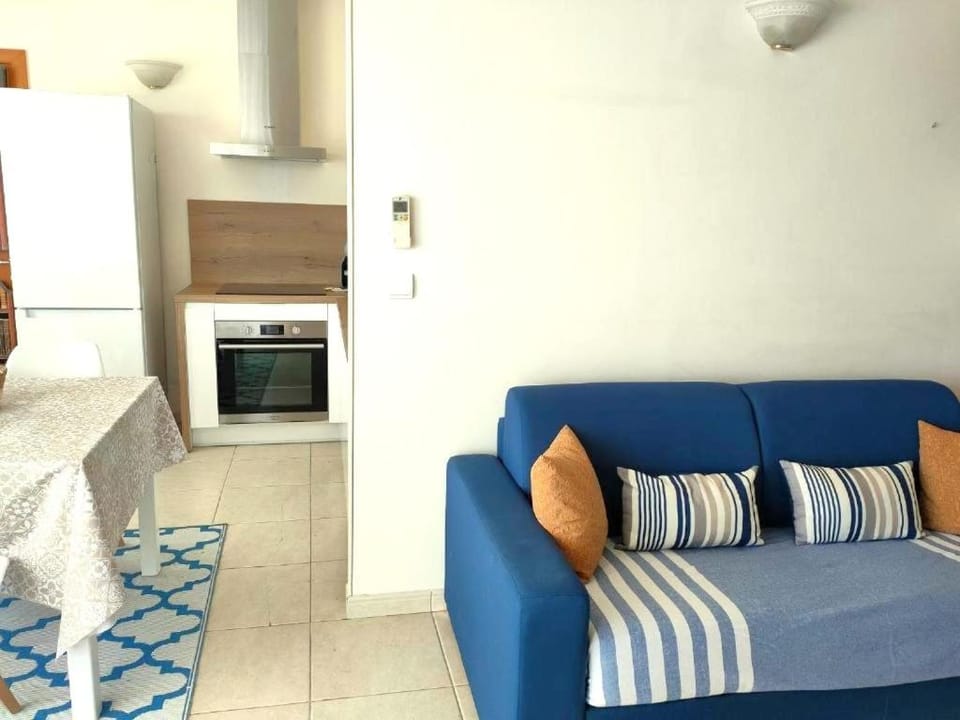 Grand F2 Bastia Centre Port de Toga, Terrasse Vue Mer Apartment in Bastia