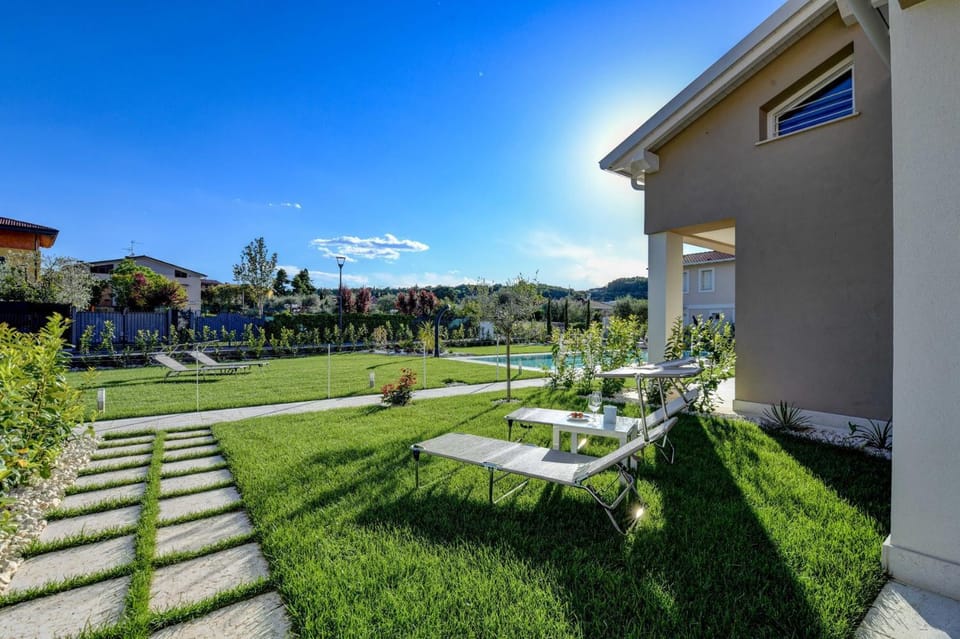 Patio, Garden, Garden view
