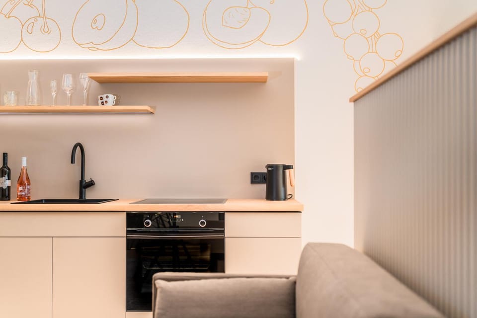 Coffee/tea facilities, Kitchen or kitchenette