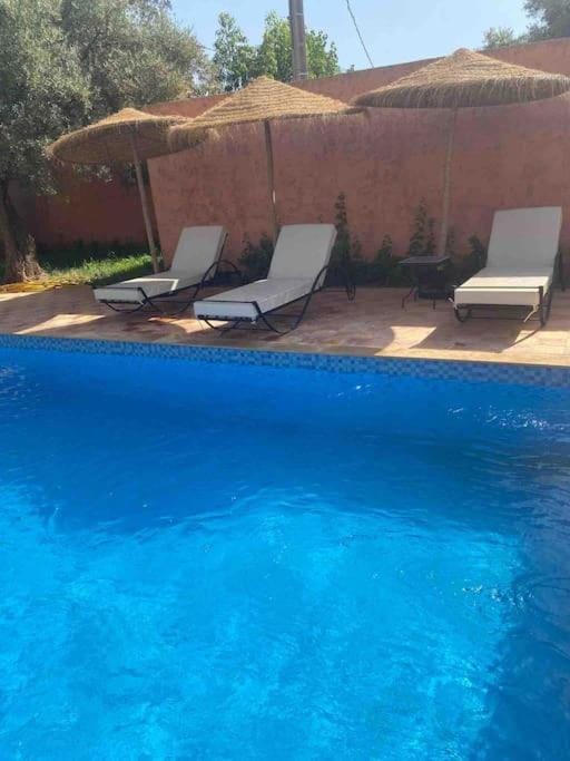 Villa privative tortues2 piscine chauffée 35min Marrakech Villa in Marrakesh-Safi