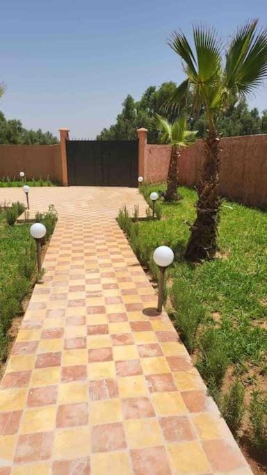 Villa privative tortues2 piscine chauffée 35min Marrakech Villa in Marrakesh-Safi