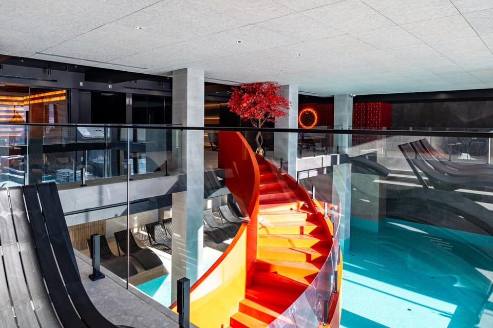 Spa and wellness centre/facilities, Swimming pool