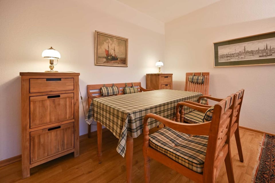 FeWo Trenschel - Nr11 - Strandhotel Apartment in Ostholstein