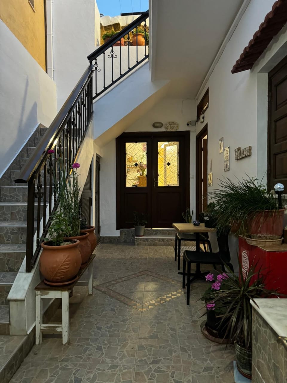 Property building, Facade/entrance