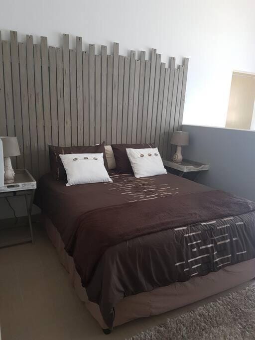 2 bed 2 bath apartment with stunning sea views. House in Dolphin Coast