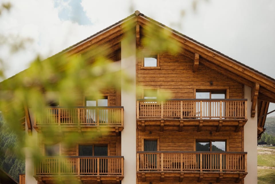 Property building, Summer