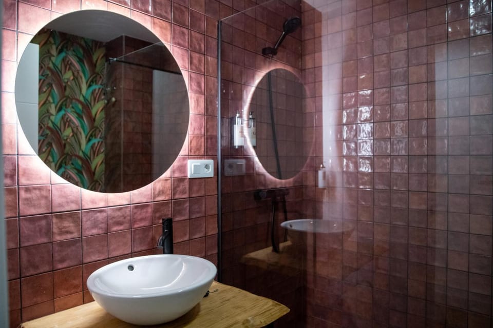 Shower, Bathroom