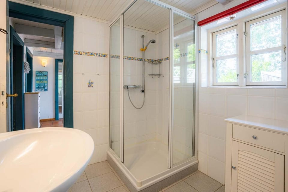 Ferienhaus Seeraeuberhaeuschen ID 442 House in Sankt Peter-Ording