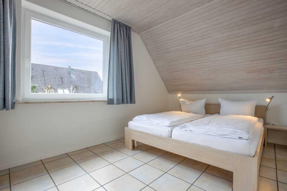 Linke Haushaelfte ID 906 House in Sankt Peter-Ording
