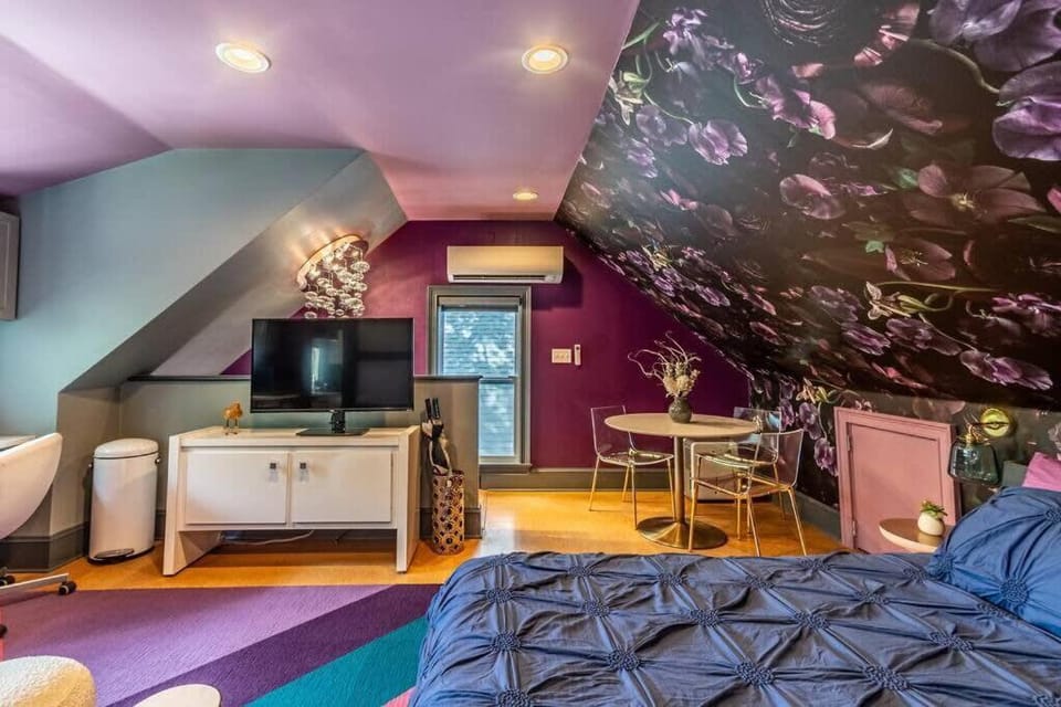 Studio loft w pool spa & gardens near downtown Apartment in Jacksonville