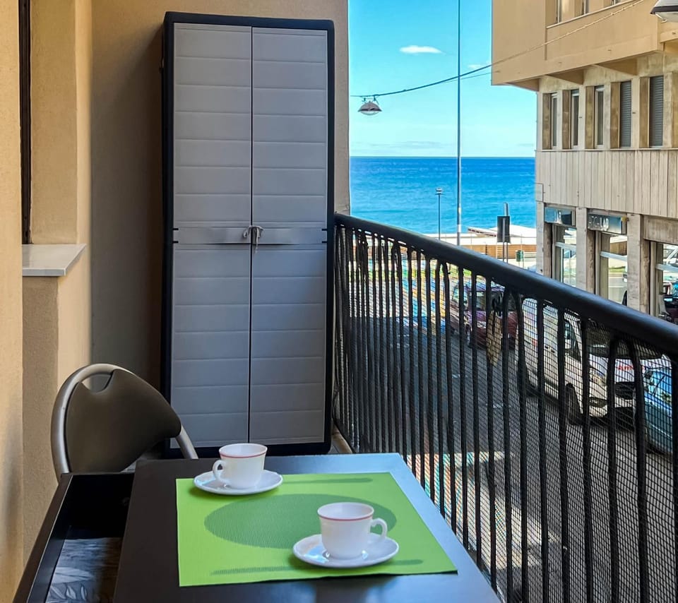 NUOVO BILOCALE VISTA MARE Apartment in Savona