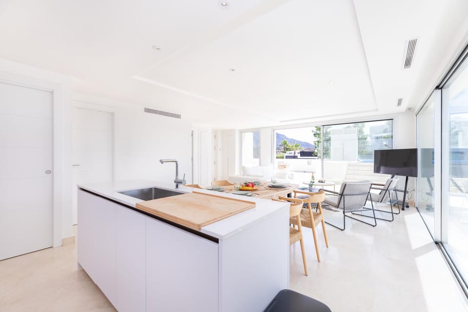 Amazing views and private pool 2 bedrooms RDR509 Apartment in Marbella