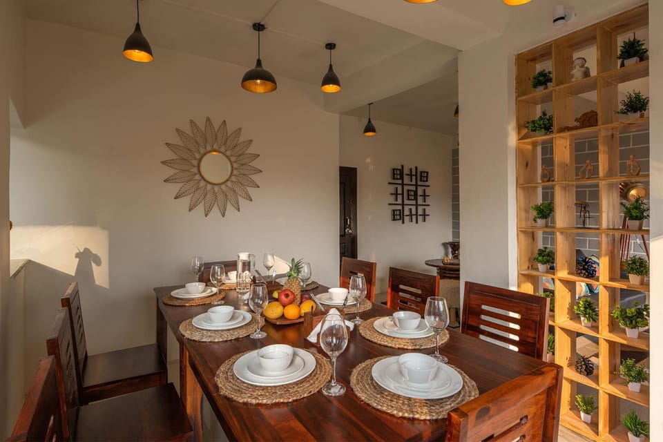 Restaurant/places to eat, Dining area