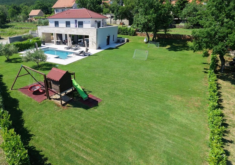 Villa Vitrenik, Cista Velika, Makarska-Imotski House in Split-Dalmatia County
