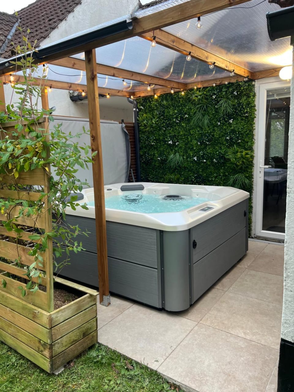 Hot Tub