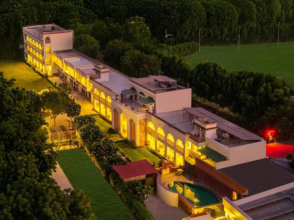 Property building, Bird's eye view