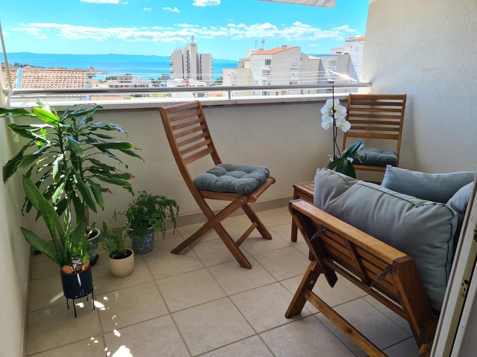 View (from property/room), Balcony/Terrace, Seating area