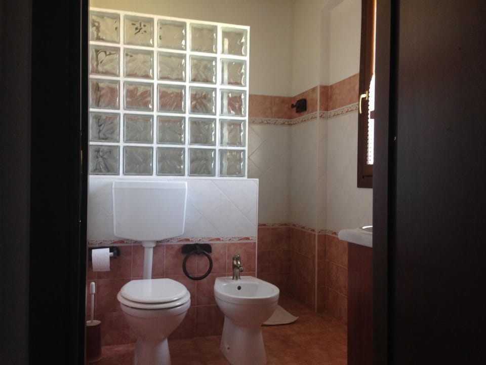 Bathroom, Bathroom