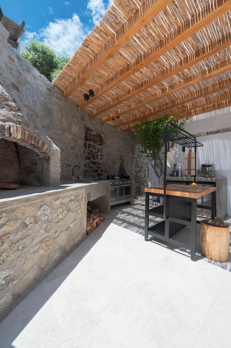 BBQ facilities, BBQ facilities