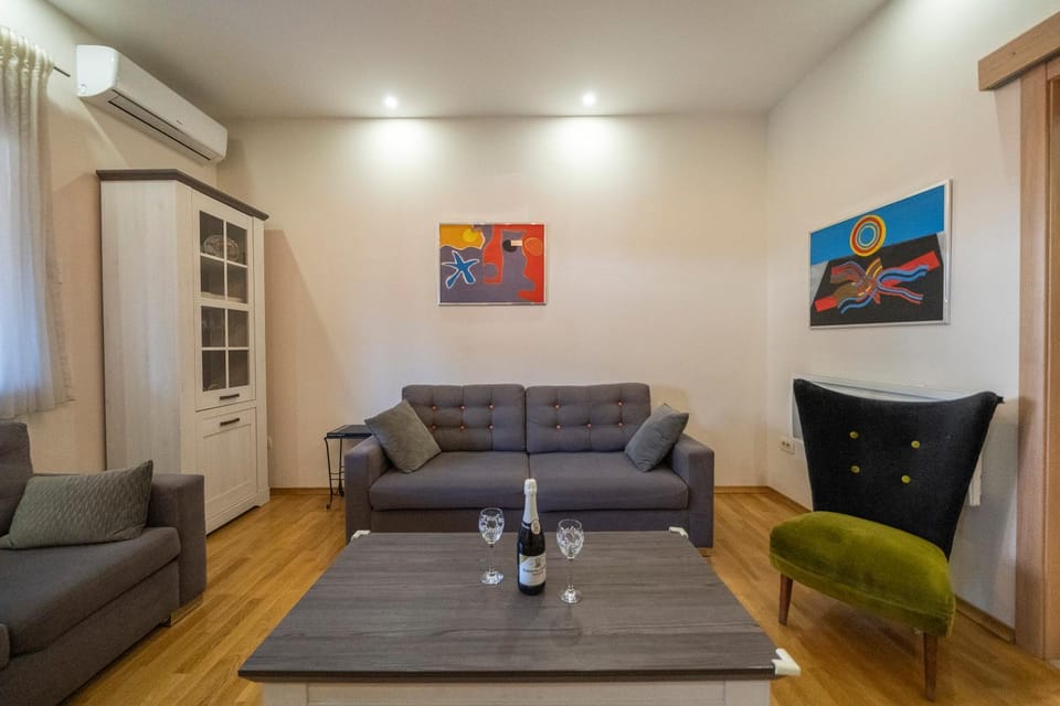 Apartments Milunović Apartment in Dobrota