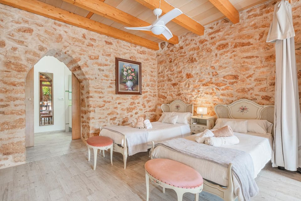Property building, Living room, Bedroom