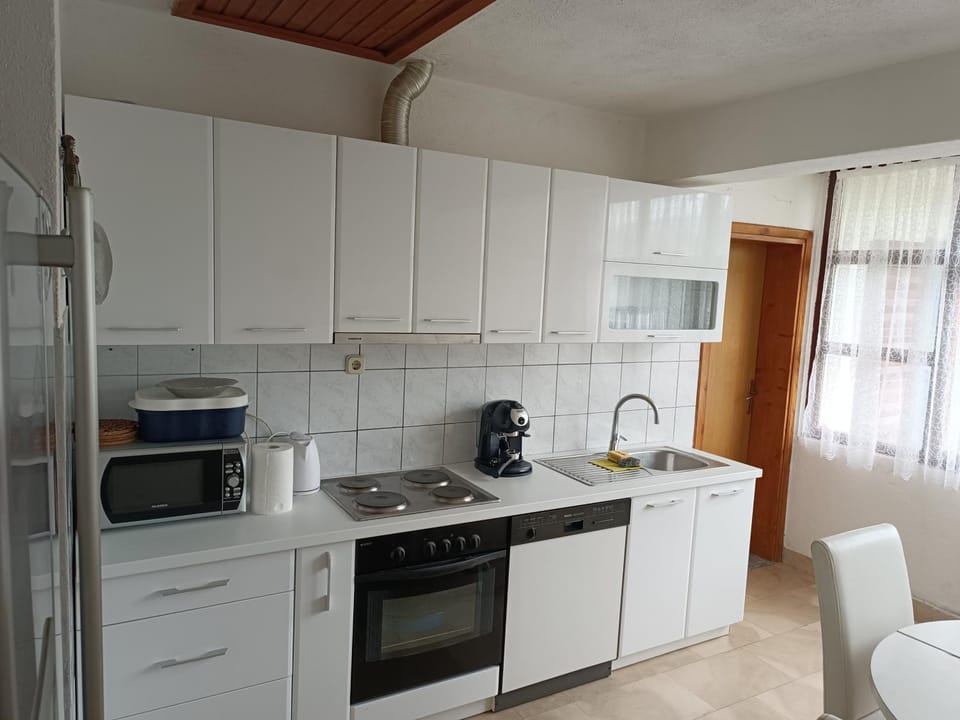 Ištola Apartment in Split-Dalmatia County
