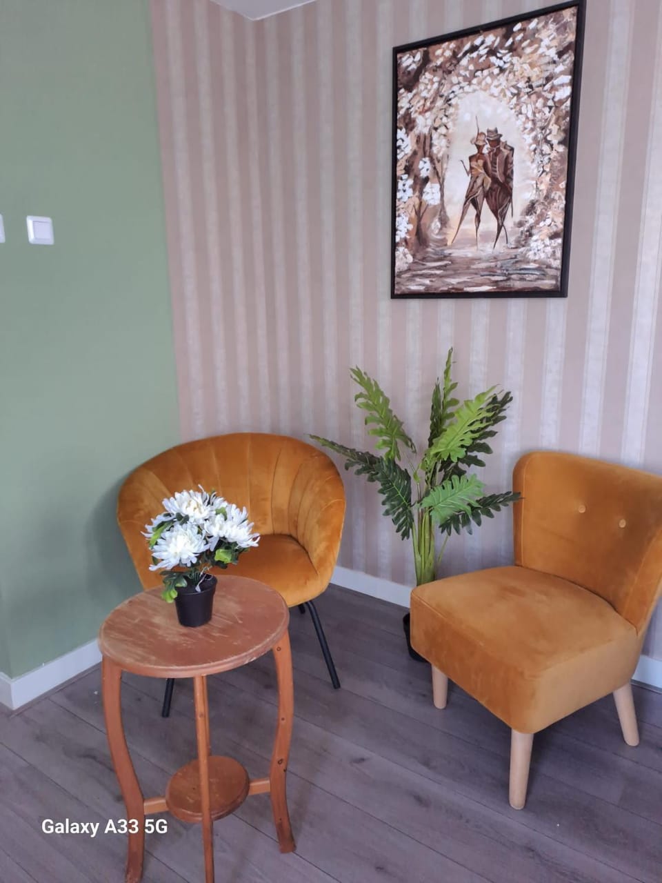 Seating area
