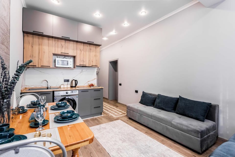 Coffee/tea facilities, Kitchen or kitchenette, Living room, Seating area, Dining area, minibar, pet friendly, stove, washing machine