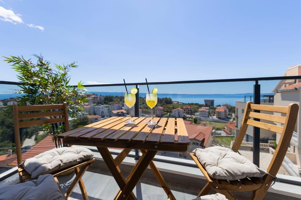 Natural landscape, View (from property/room), Balcony/Terrace, Balcony/Terrace, Sea view