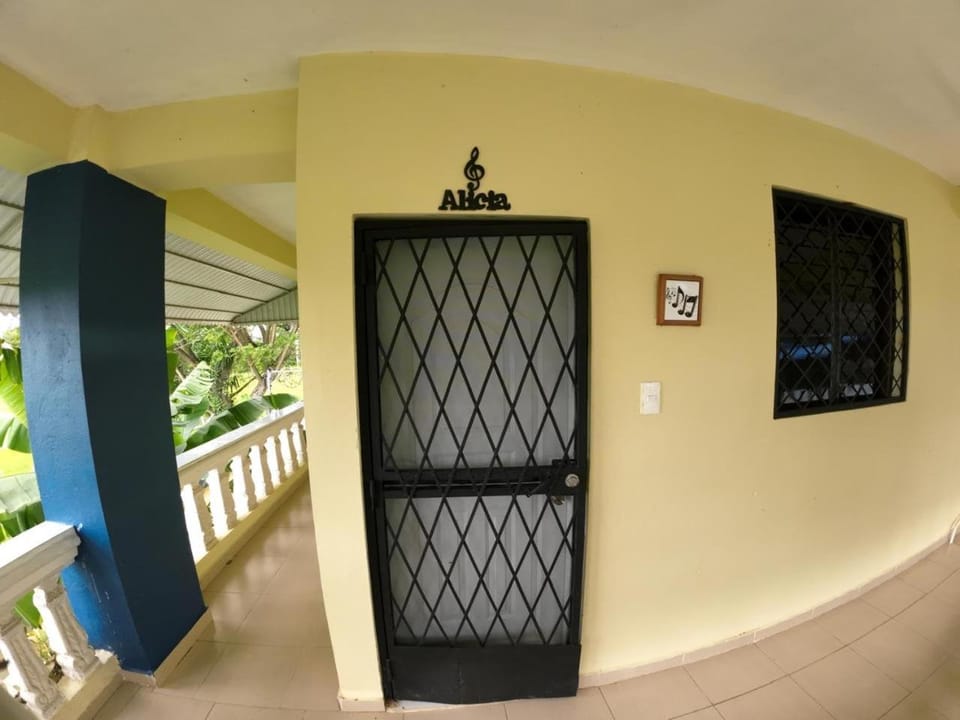 Sana El Jardin Secreto Hostel in Santiago de los Caballeros