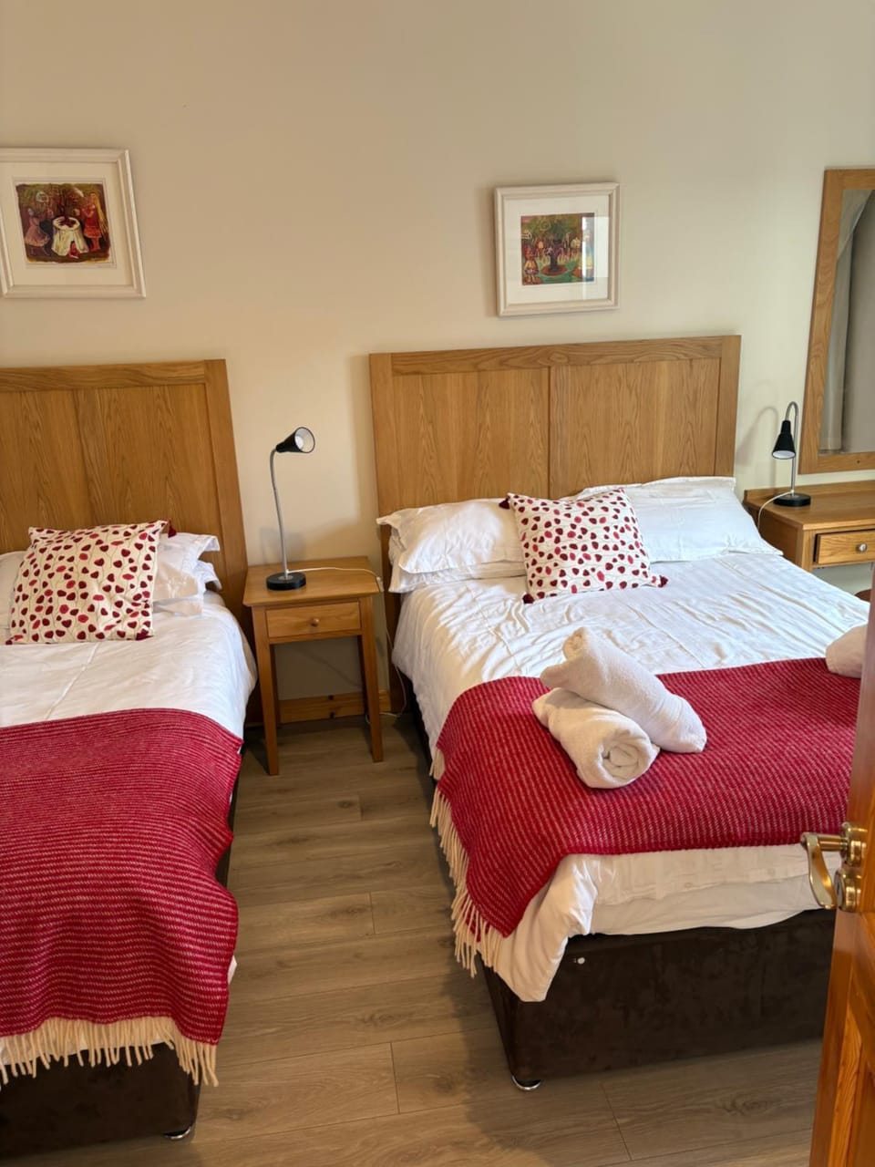Roundstone Retreats Abbys cottage House in County Galway