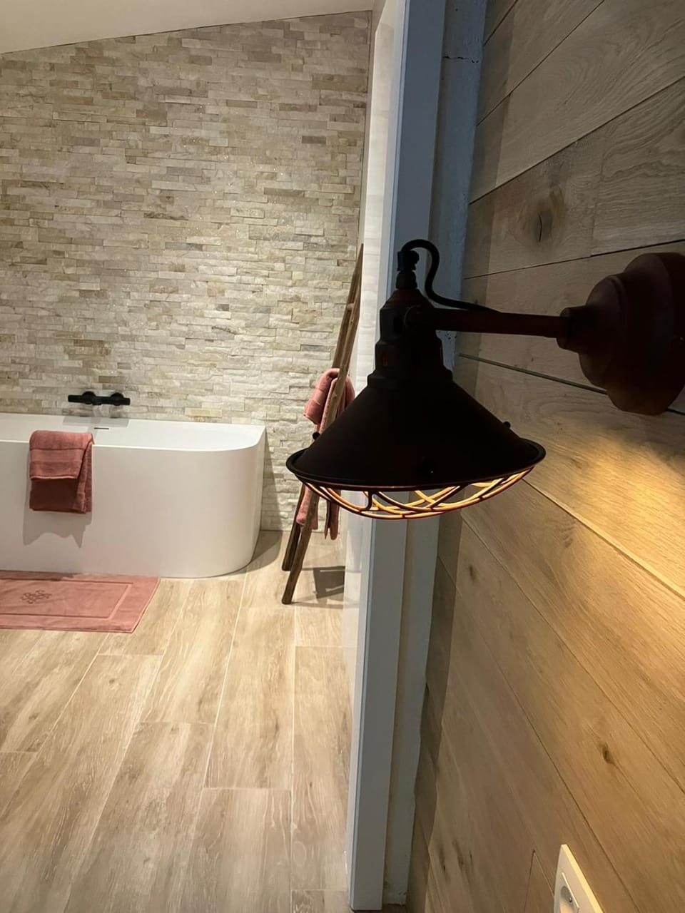 Bathroom, Bath