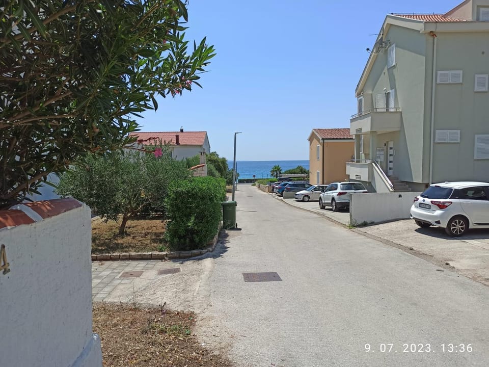 Neighbourhood