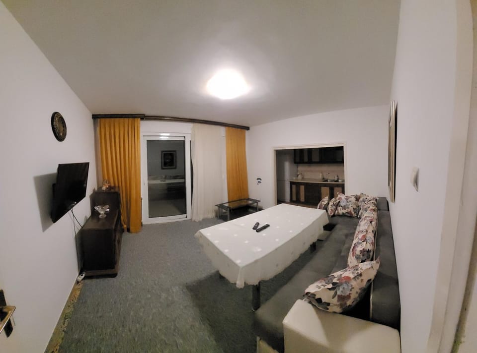 Vengo Apartments Apartment hotel in Dobrota