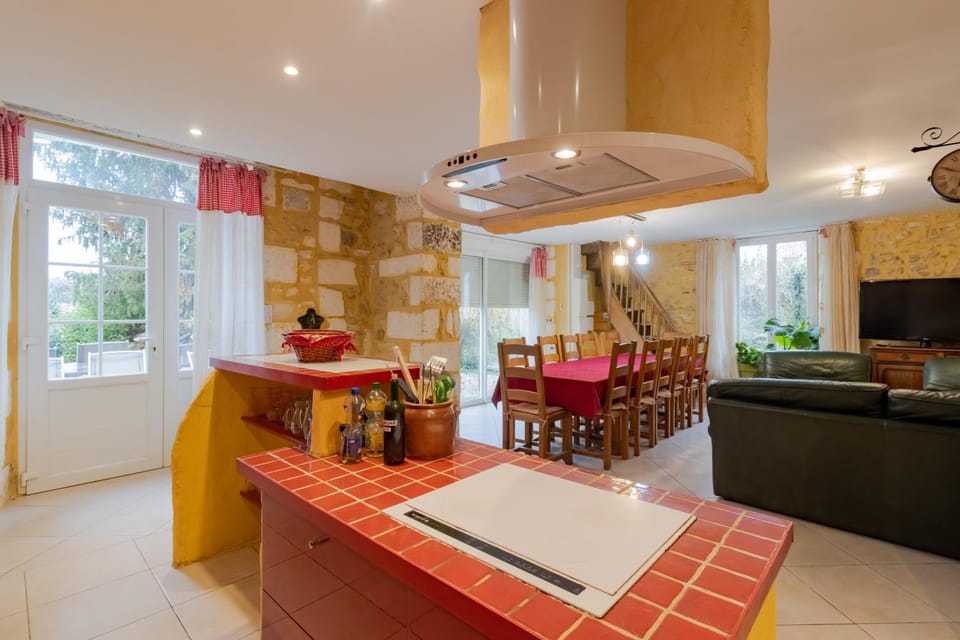 Property building, Living room