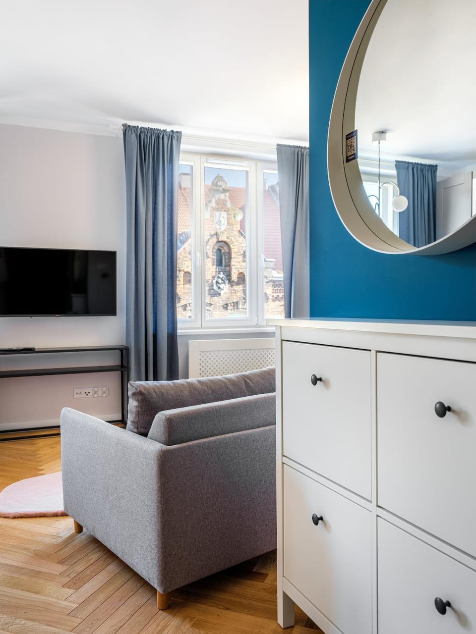 Communal lounge/ TV room, TV and multimedia, Kitchen or kitchenette, Living room, Seating area