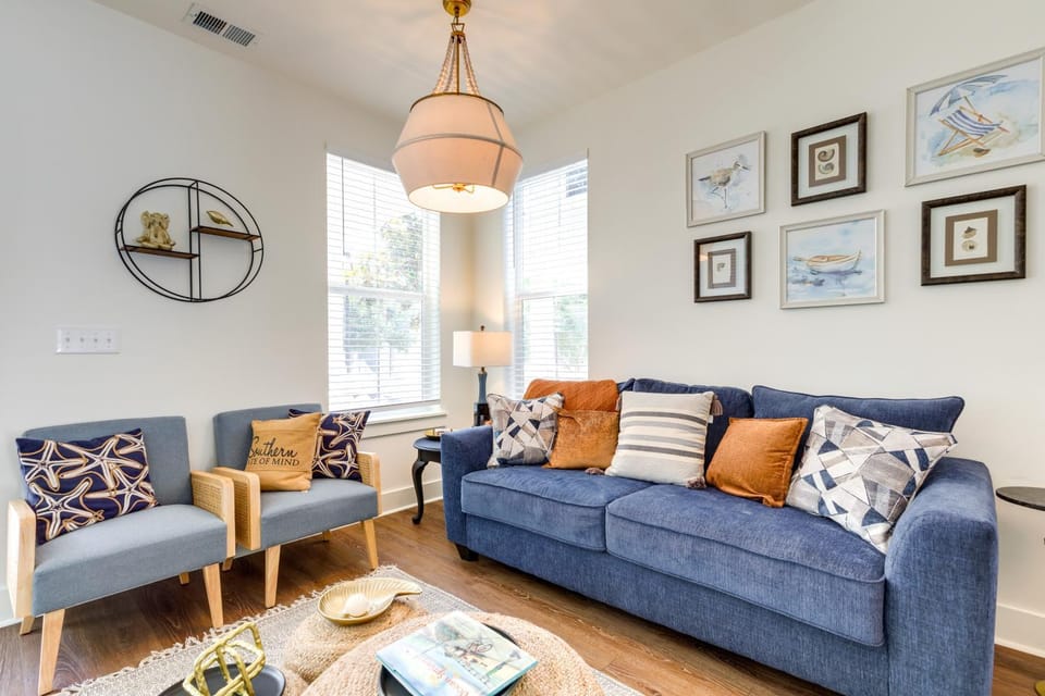 1 Mi to Downtown: Modern Ocean Springs Cottage House in Ocean Springs