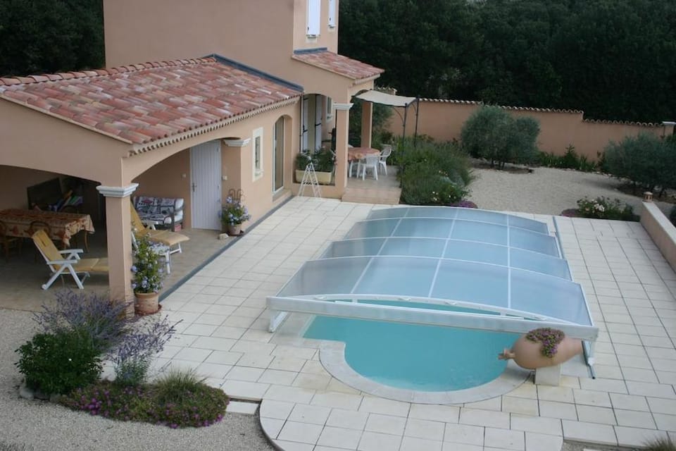 Patio, Pool view, Swimming pool