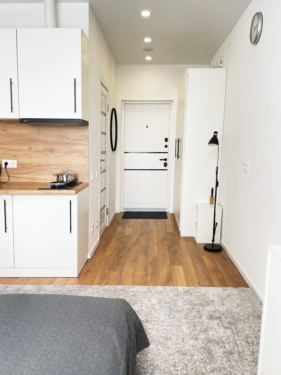 Kitchen or kitchenette, wardrobe