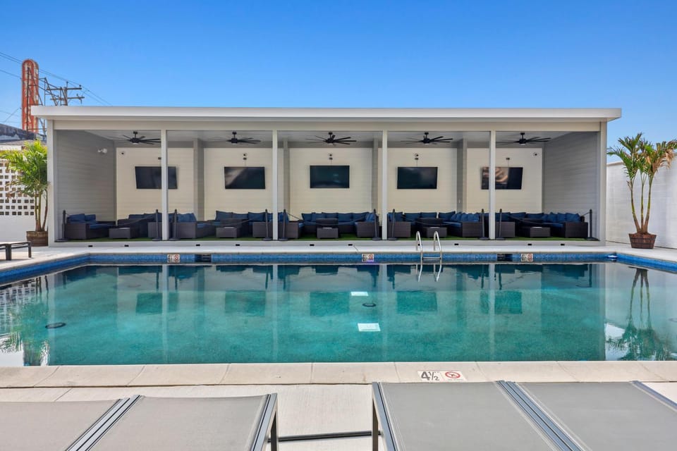 Patio, Day, Pool view, Swimming pool, sunbed