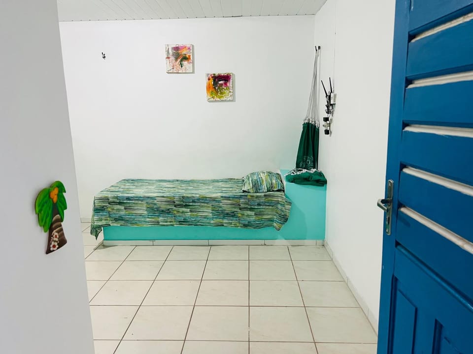 Bed, Living room