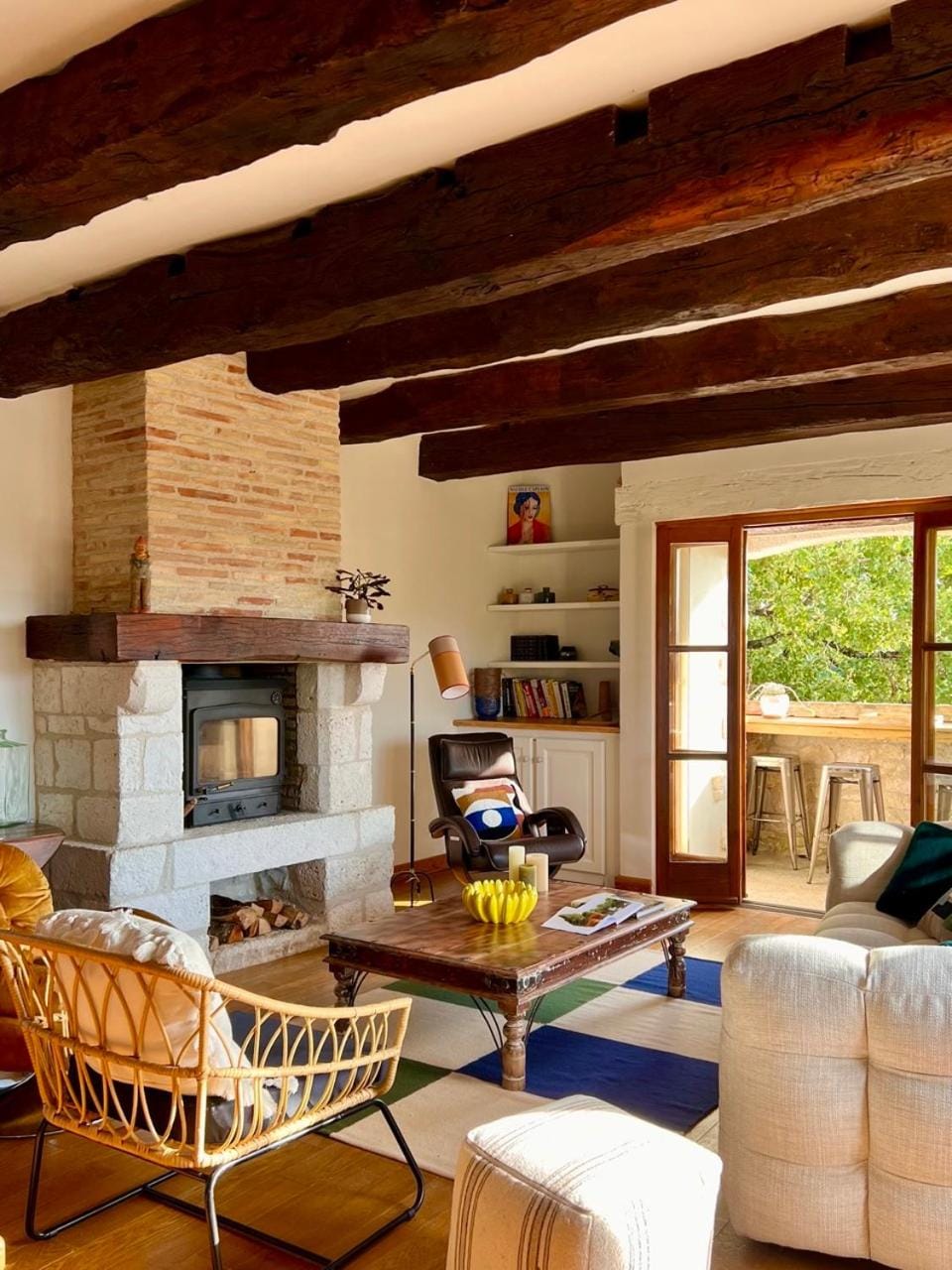 Living room, Internal: Not applicable to any particular room