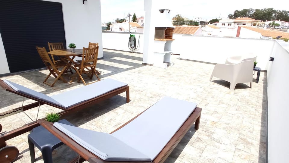 Property building, Balcony/Terrace