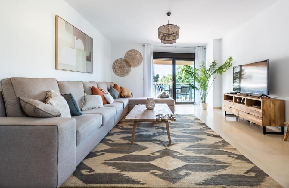 TV and multimedia, Balcony/Terrace, Living room, Seating area, Dinner, air conditioner