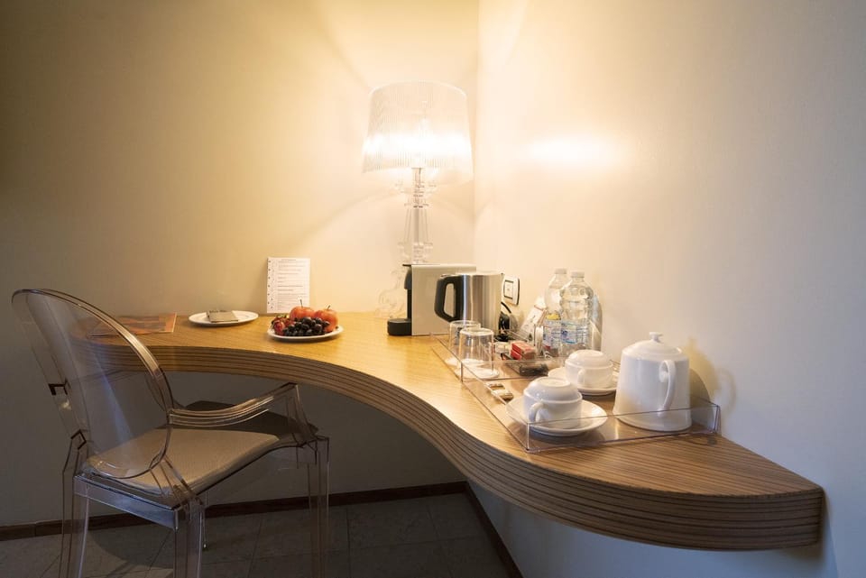 Coffee/tea facilities, Food and drinks, Drinks