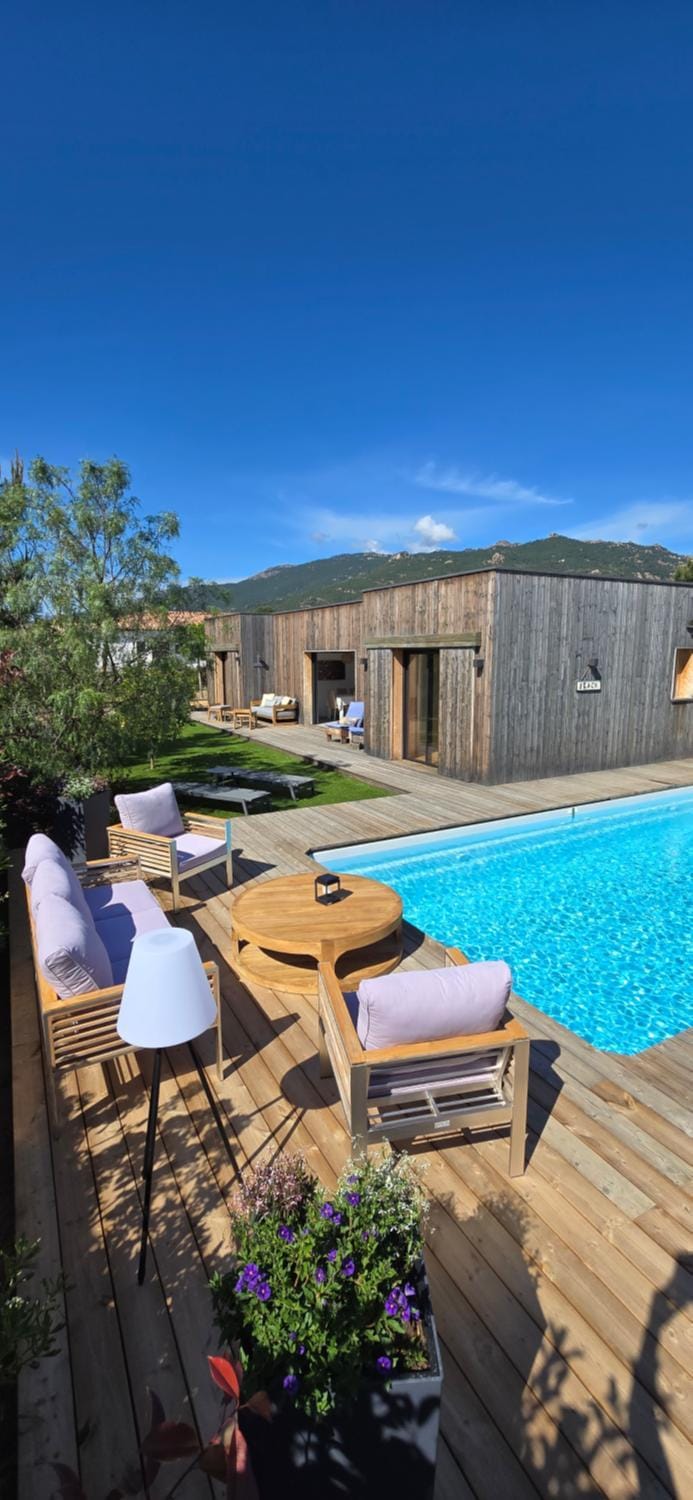 Property building, Patio, Natural landscape, Pool view, Swimming pool, sunbed