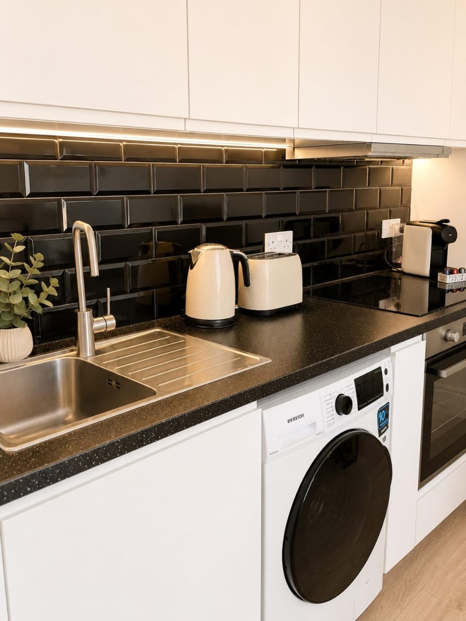 Grand Central House - Deluxe Two Bedroom - GibraltarStay Apartments Apartment in Gibraltar